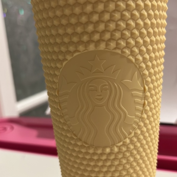 Starbucks cups - Picture 2 of 4